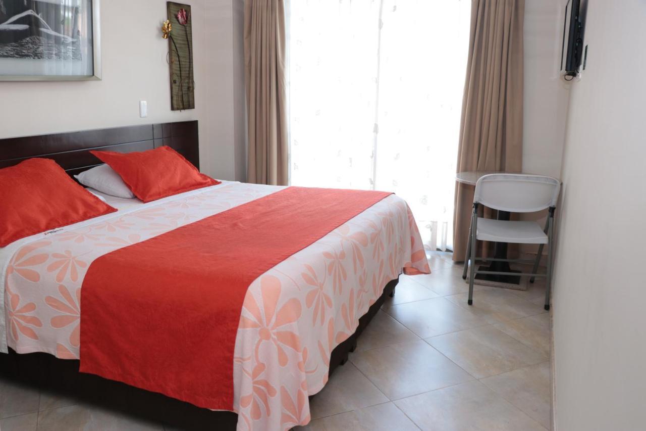 Hoteles Bogota Inn Lago Chico Zona Rosa Екстериор снимка