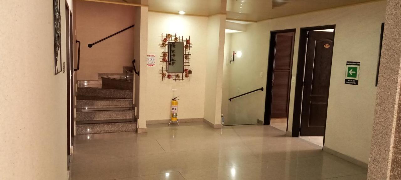 Hoteles Bogota Inn Lago Chico Zona Rosa Екстериор снимка