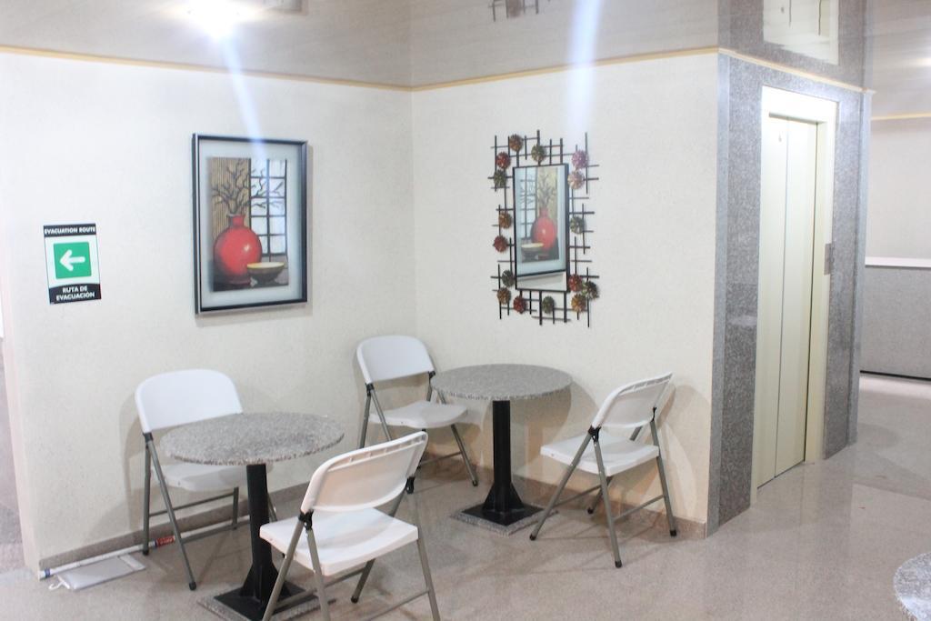 Hoteles Bogota Inn Lago Chico Zona Rosa Екстериор снимка